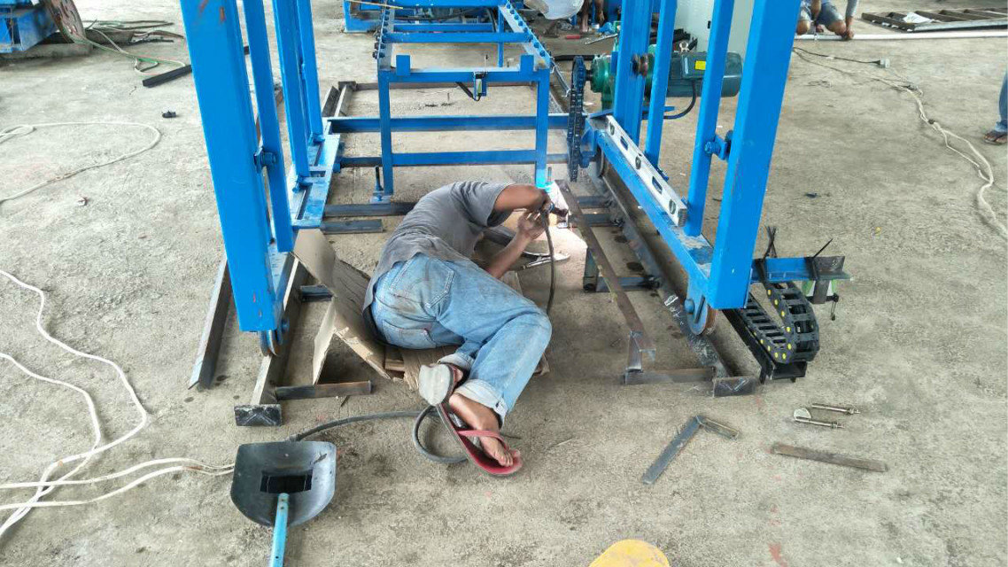 Máquina do bloco QTY4-15 em Filipinas (3)
