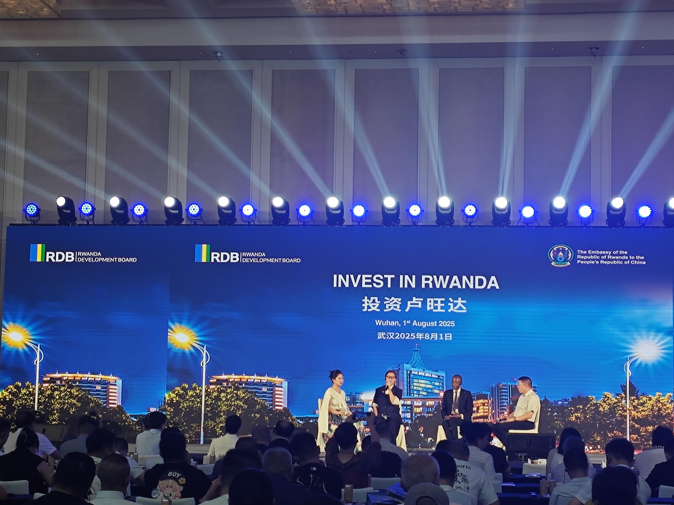Fórum Empresarial Do Ruanda Realizado Em Wuhan